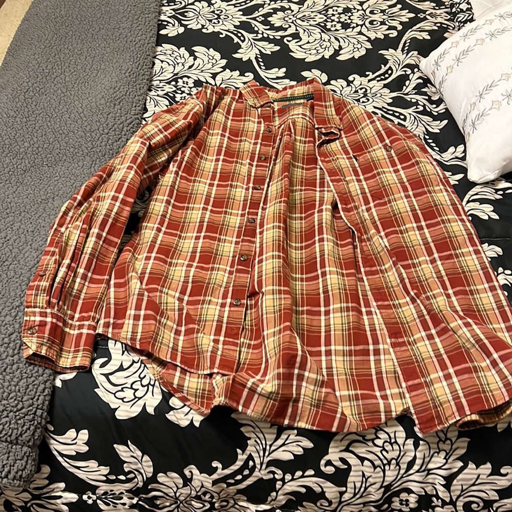 GH Bass Co men’s M shirt